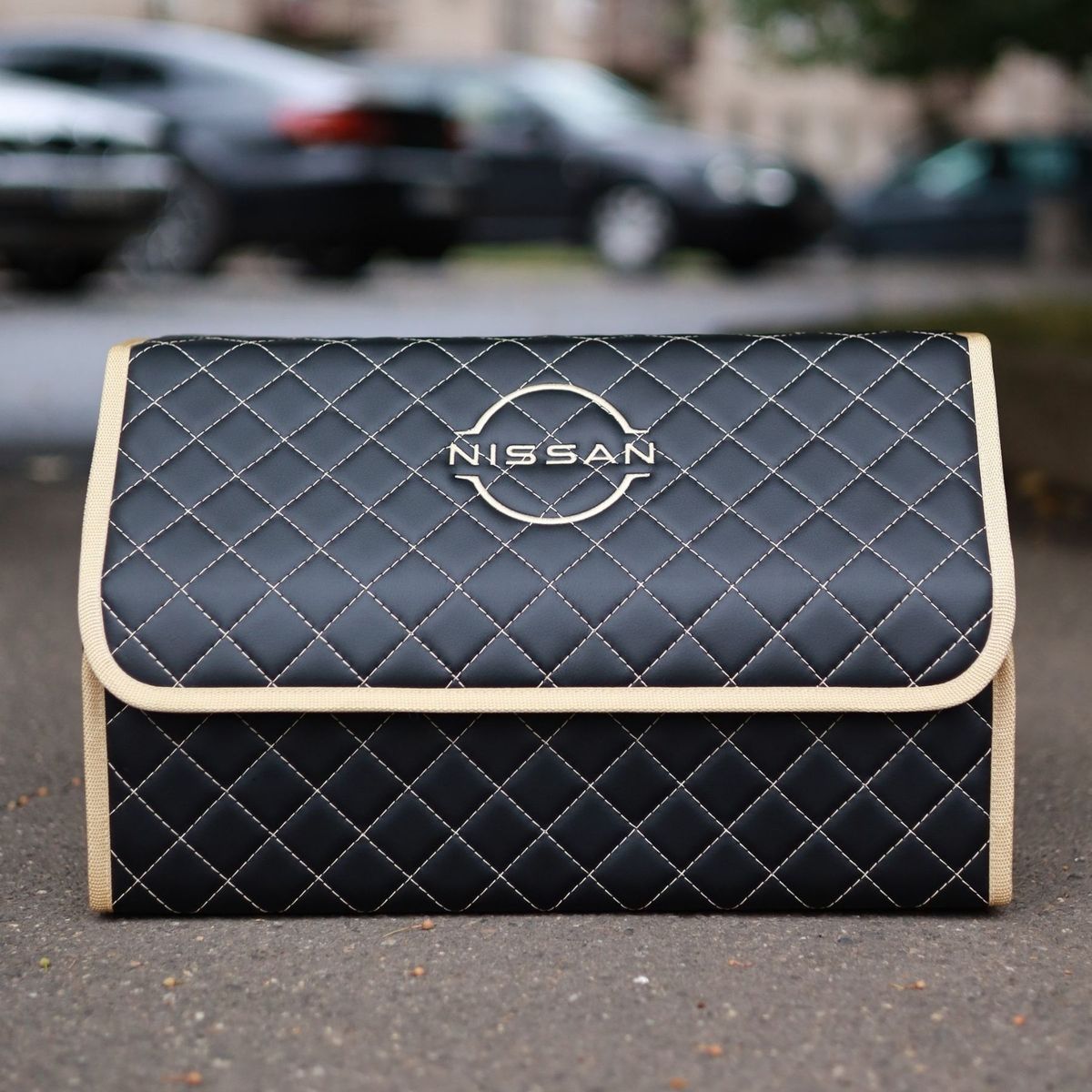 Органайзер в багажник авто Autobag, чорний з бежевою строчкою та окантовкою, 50x30x30 см 10-50VN0 фото